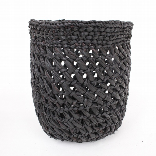 イリンガバスケット透かし編み 黒無地 丸底 ミニ