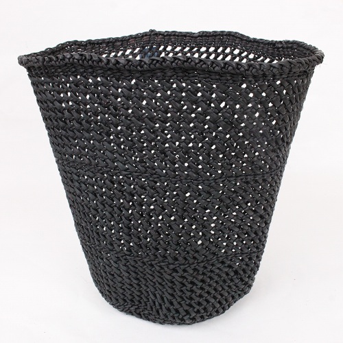 イリンガバスケット透かし編み 黒無地 バケツ型 M