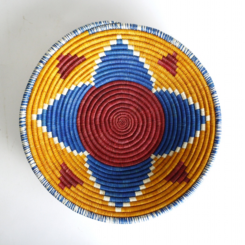 ルウェンゾリ ラフィア平かご 30CM 2306