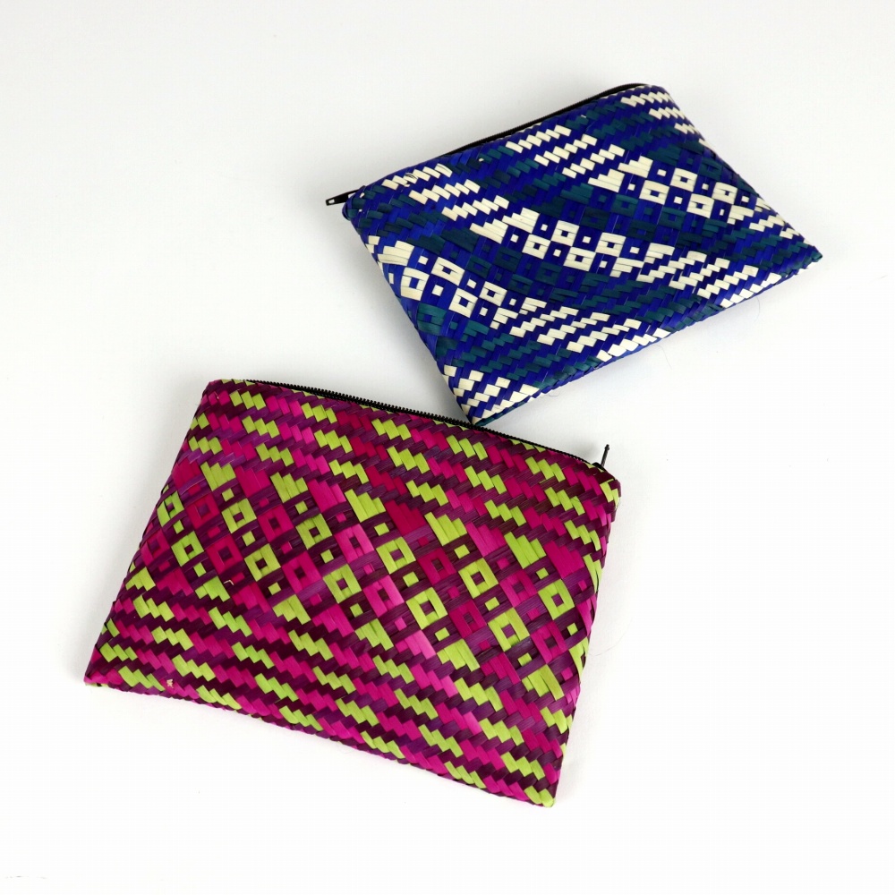 ウガンダパームリーフポーチ 中 カラー