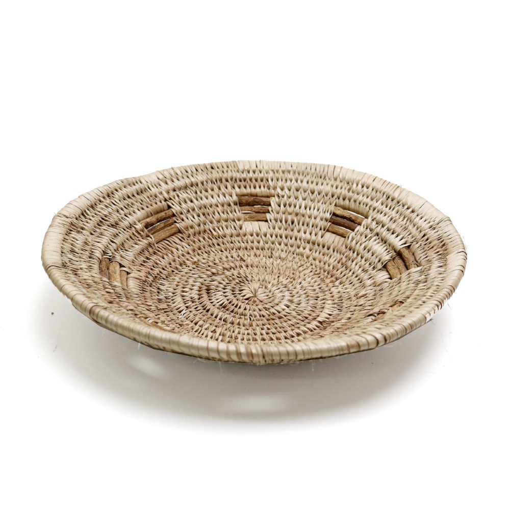 シナゼゼ 木の根と椰子の葉かご 生成