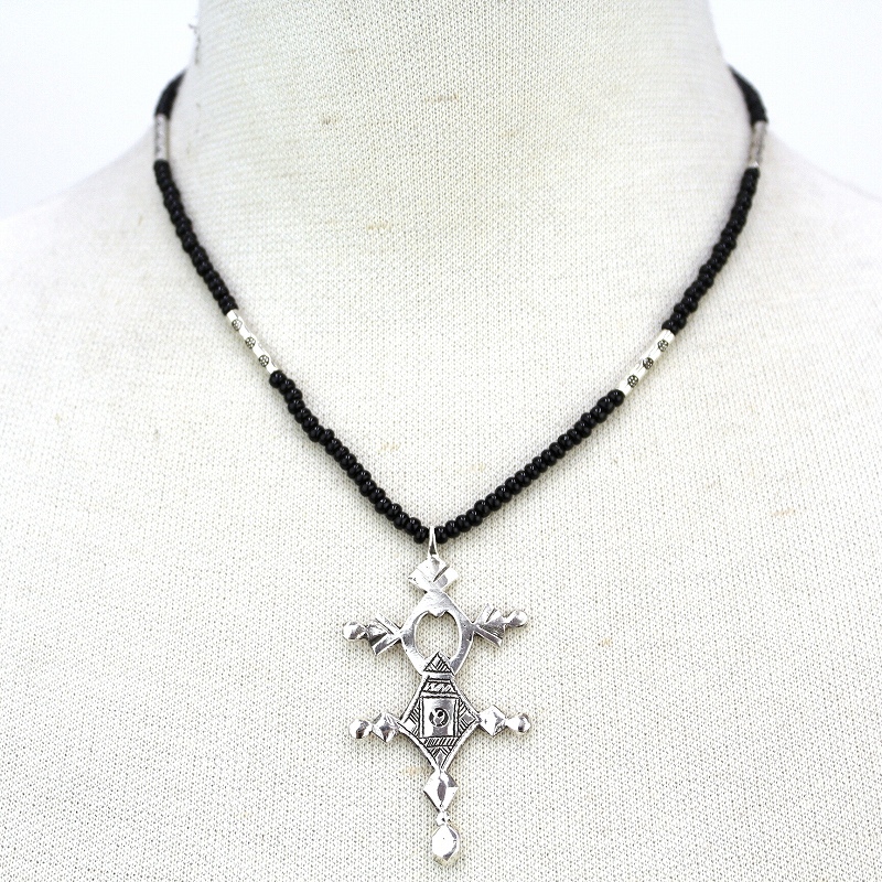 トゥアレグシルバ-クロス