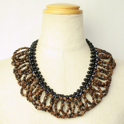 小リングロングネックレス 茶 一点物