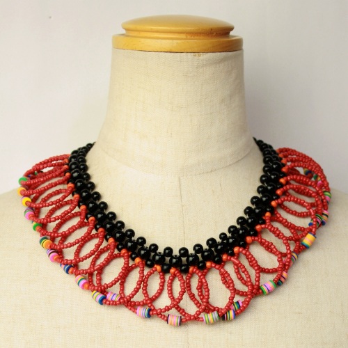 小リングロングネックレス 赤 一点物