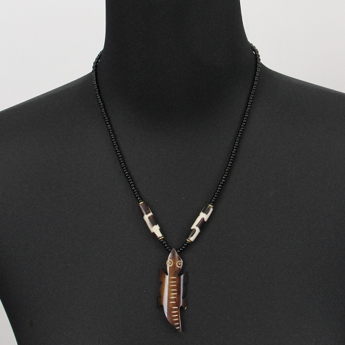 ラクダ骨マサイ黒ビーズネックレス トカゲ