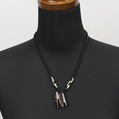 ラクダ骨マサイ黒ビーズネックレス ゾウ