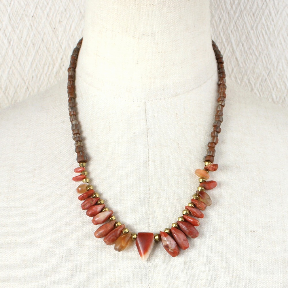 三角カーネリアンネックレス 01 一点物