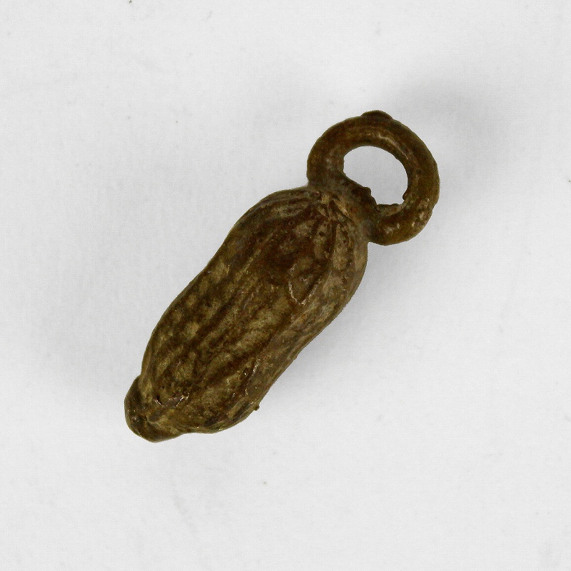 真鍮ペンダントヘッド ピーナッツ