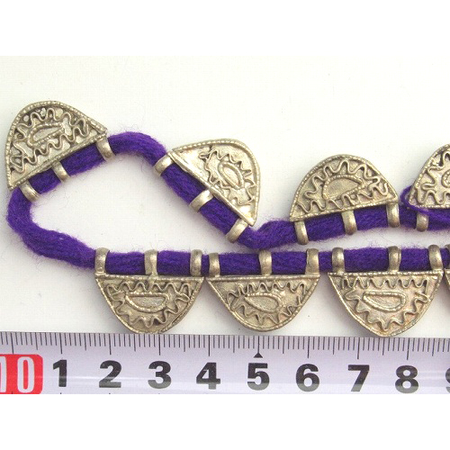 エチオピア銀ヘッド 良 半円 バラ