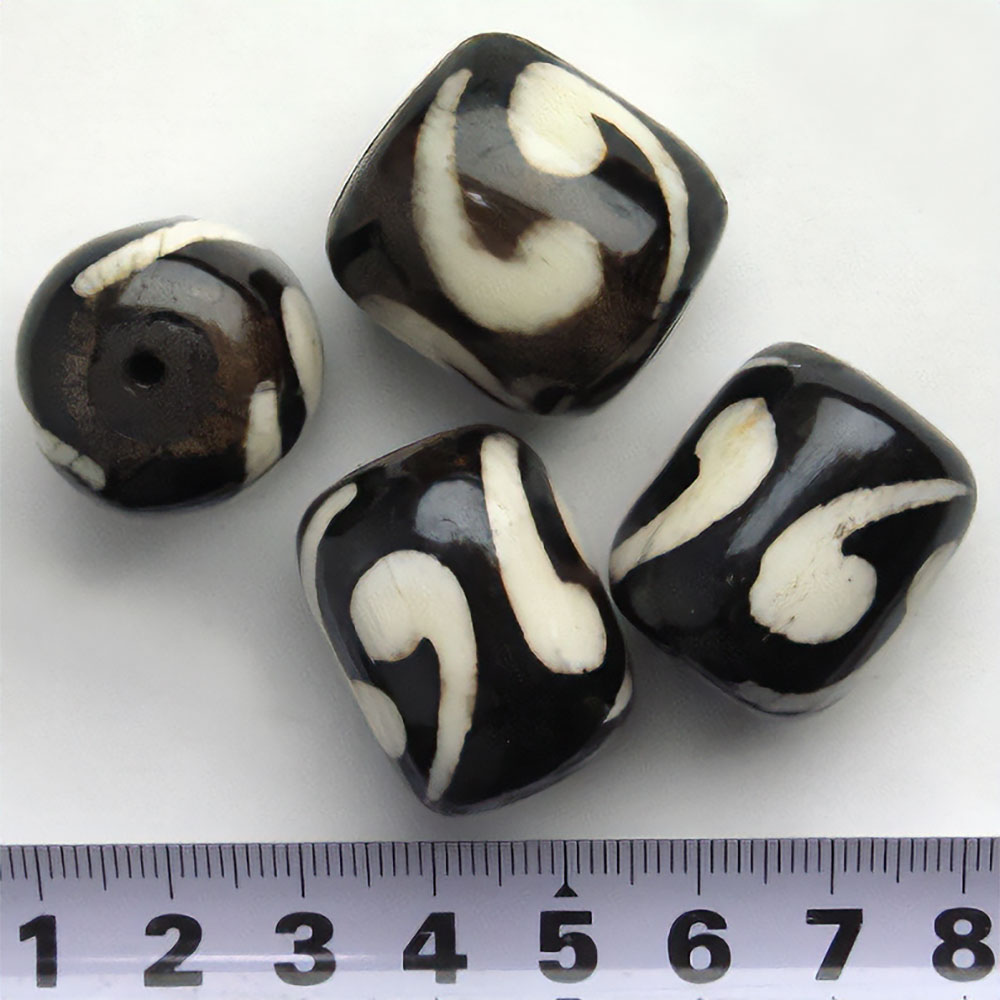 牛骨玉 大 ウズ バラ