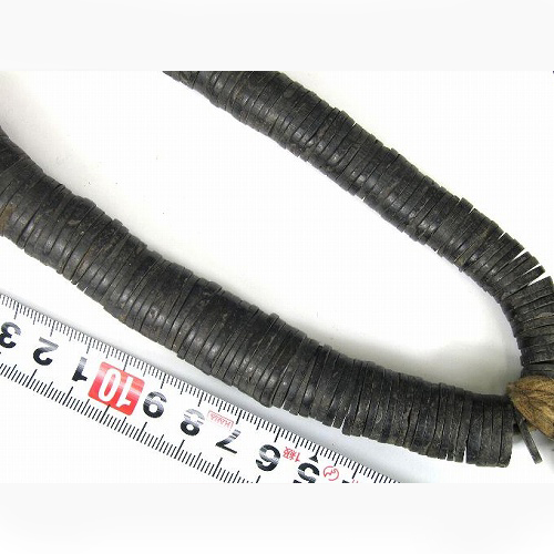 ココナツビーズ 特大 (リアル) 一連