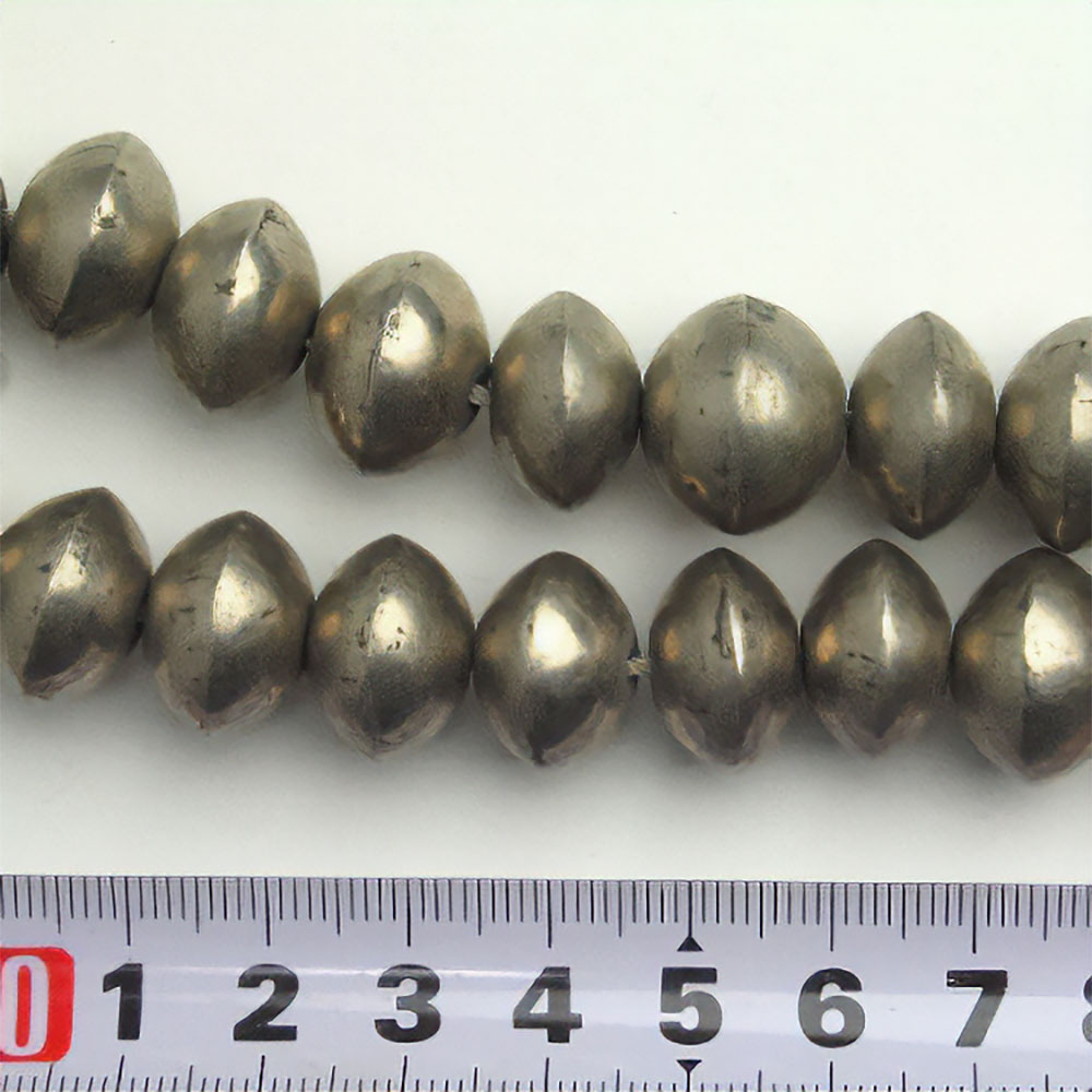 銀色ボールビーズ小