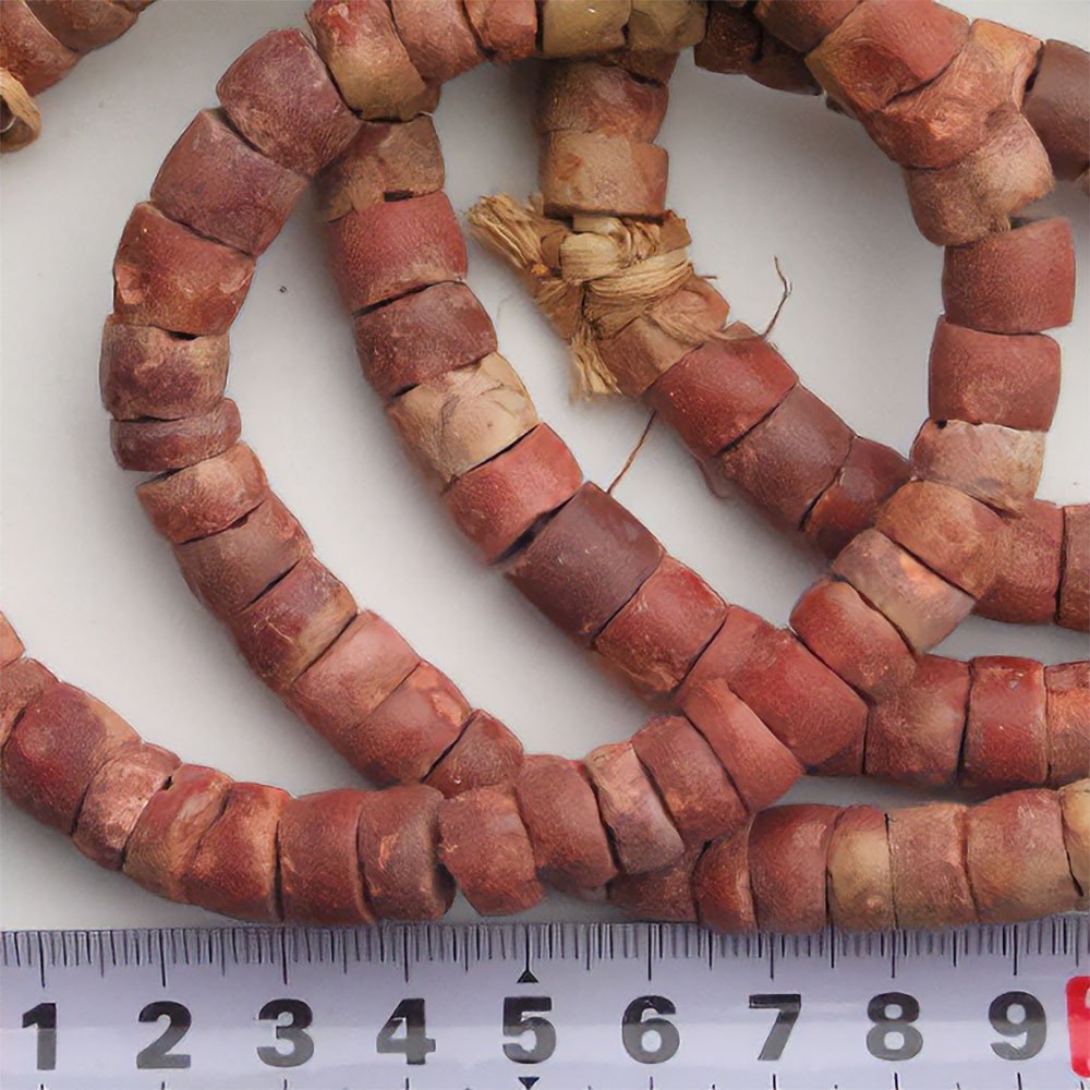 ボルカニックビーズ　中　短