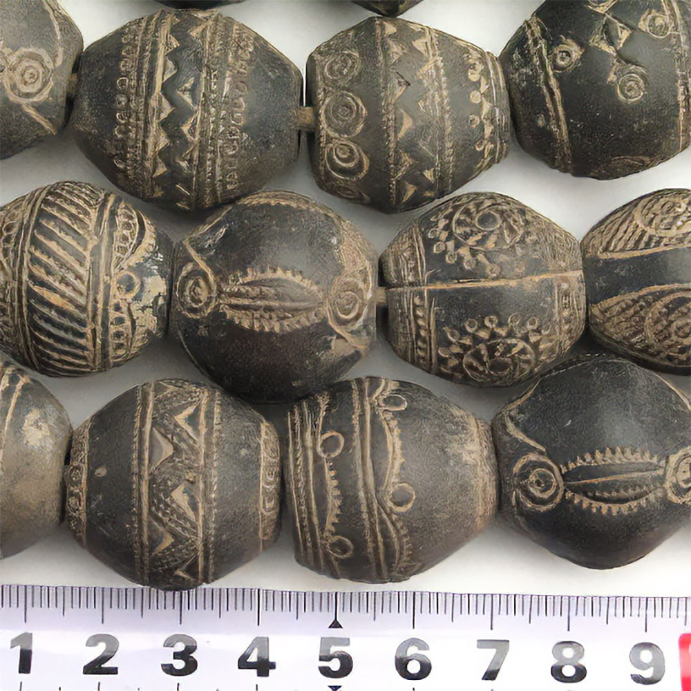 素焼玉 大 連 古 黒 丸