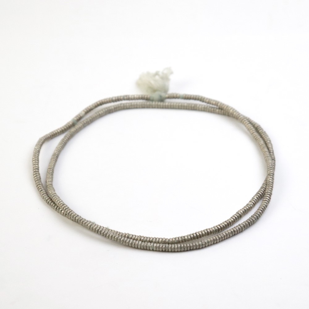 金属ビーズ ビン型 HISSY 白 大