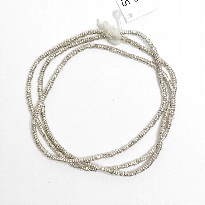 金属ビーズ 連 白