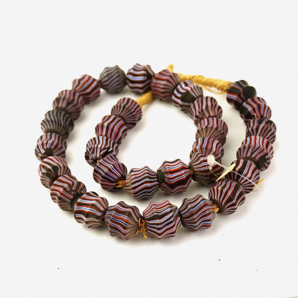 ガラスビーズ 一点物