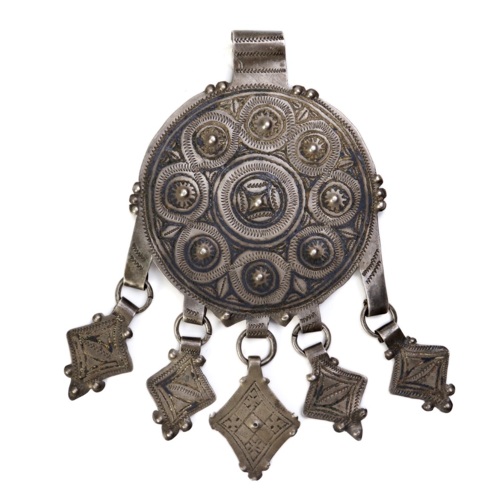 ベルベルシルバーペンダントヘッド銀黒檀 TIZNIT 一点物