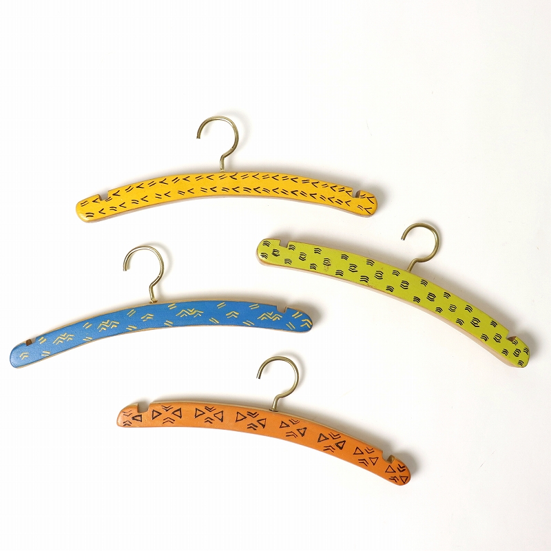 アフリカンペイント木製ハンガー 小
