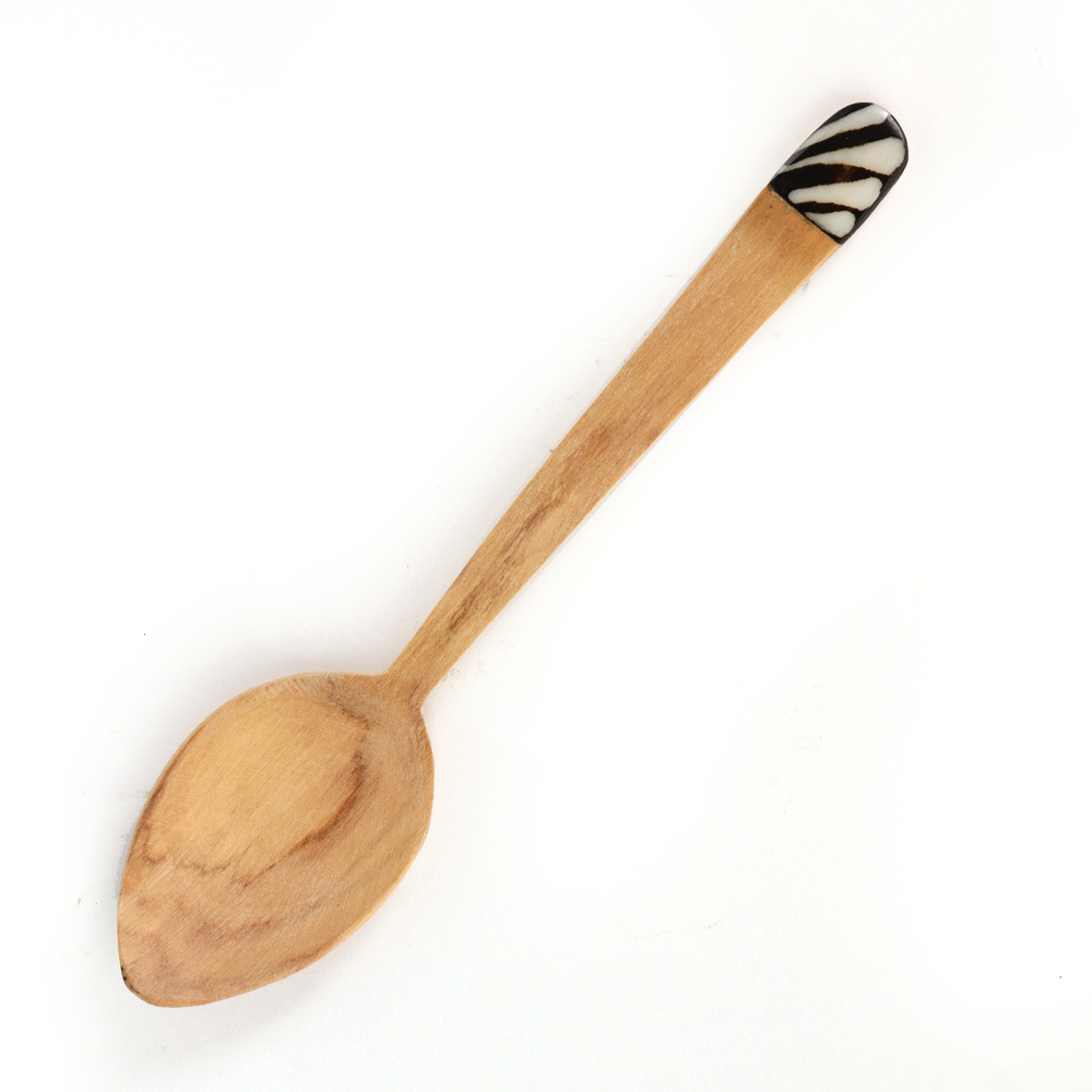 オリーブ牛骨カレースプーン  キベラフンディ