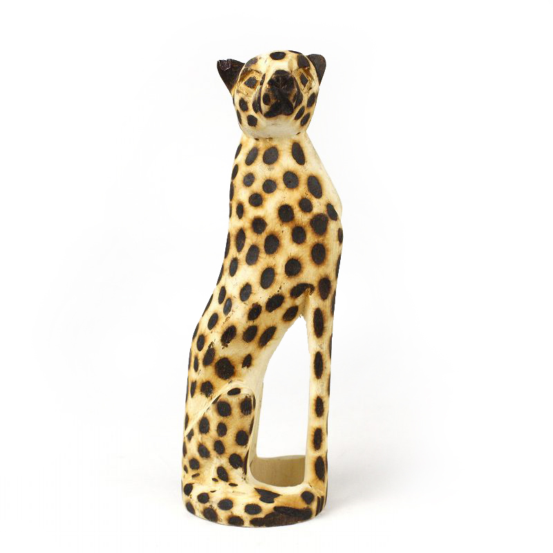 ジンバブエ木彫動物 チーター 中