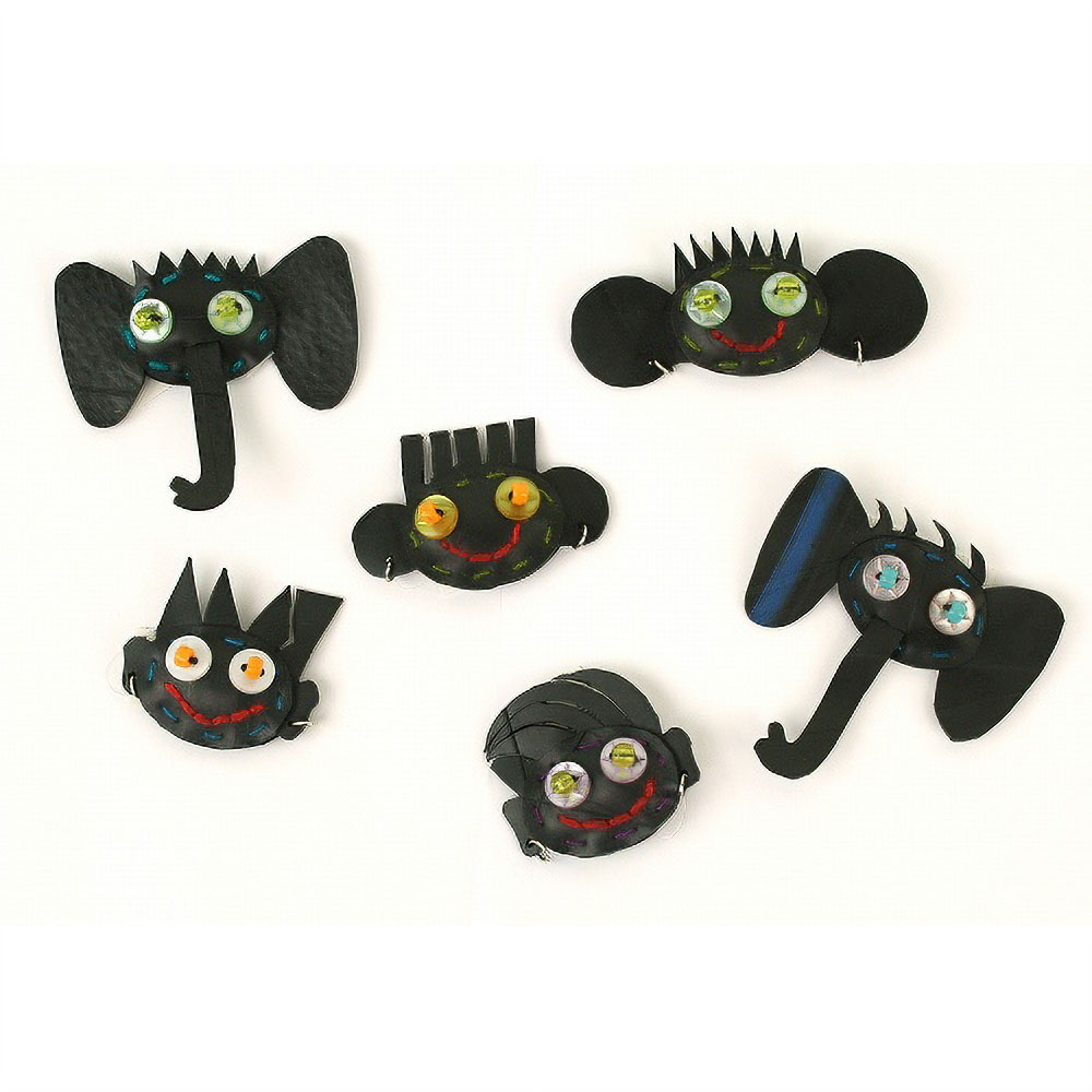 モンキービズMONKEYBIZ ZOLOタイヤ顔マグネット ZOL004