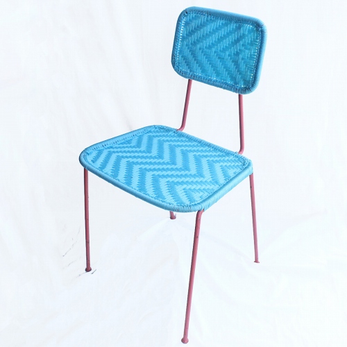 【SALE】ナイロン椅子 サックス 脚ピンク 送料別 @17000→11900円