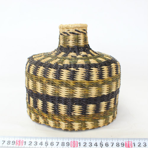 ボルガランプシェード チェック 黒カーキ ※ソケット別F 21SS一点 @7500→6000