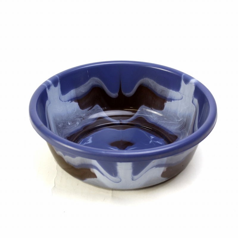 ブルキナプラスチック桶 中