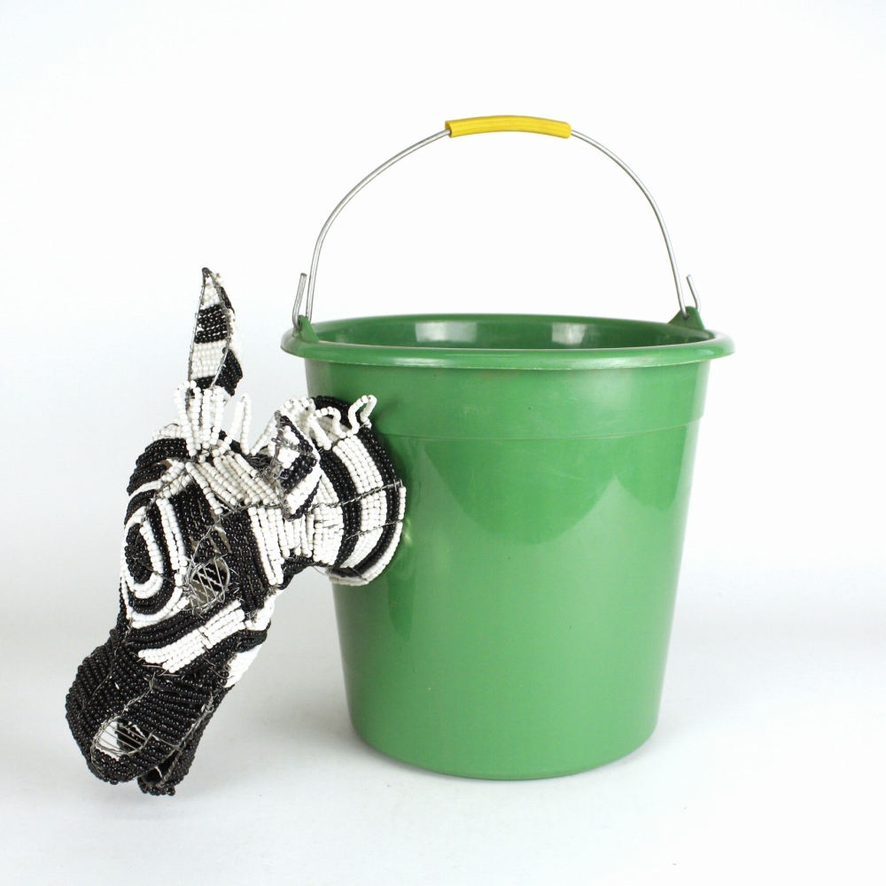 ブルキナビーズオブジェ バケツ シマウマ 緑 24SS一点物 @17000→13600