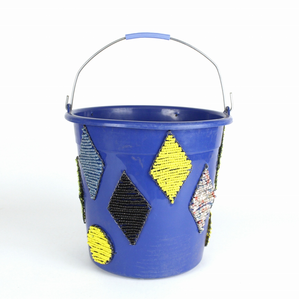 ブルキナビーズオブジェ バケツ 青 24SS一点物 @10000→8000