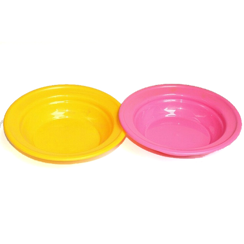 プラスチック　皿