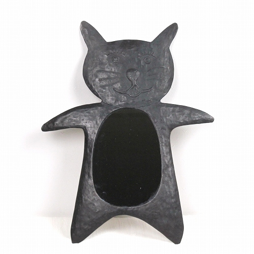 黒鉄 ネコ鏡　女の子