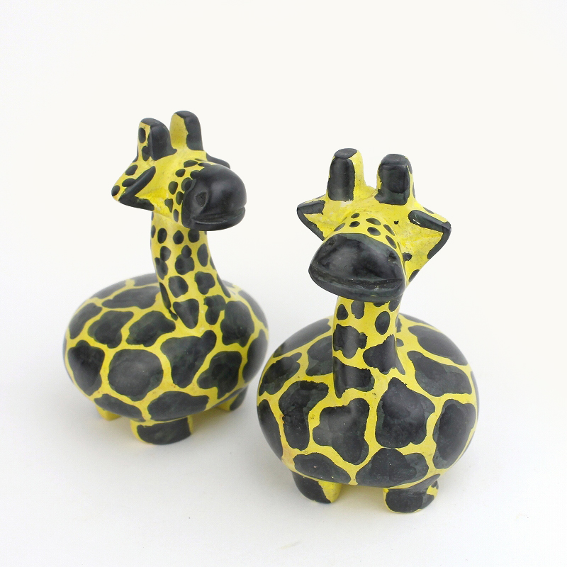ソープストーン ポルカドットキリン 8CM 黄