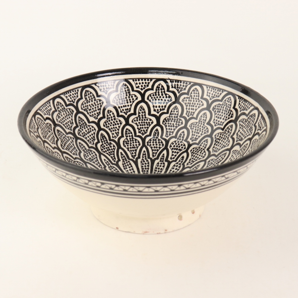 サフィ ボウル型飾り皿 直径26CM 黒