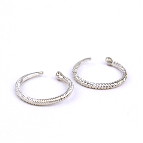 トゥアレグシルバー輪っかピアス