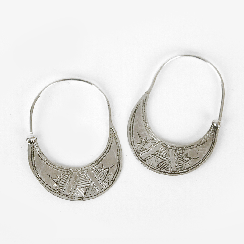 トゥアレグシルバーピアス ゆりかご